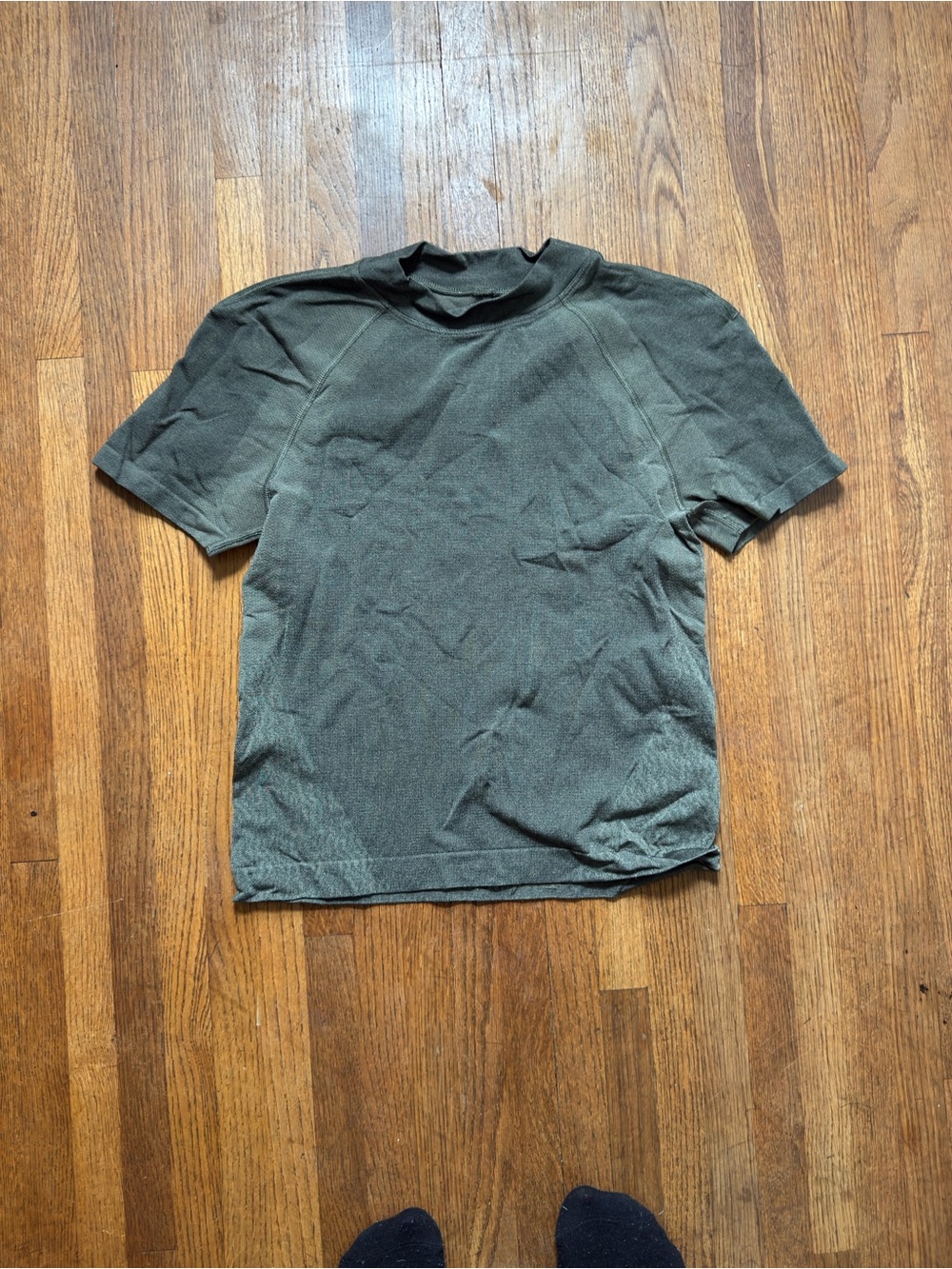 lululemon athletica Short Sleeve Tee - Olive